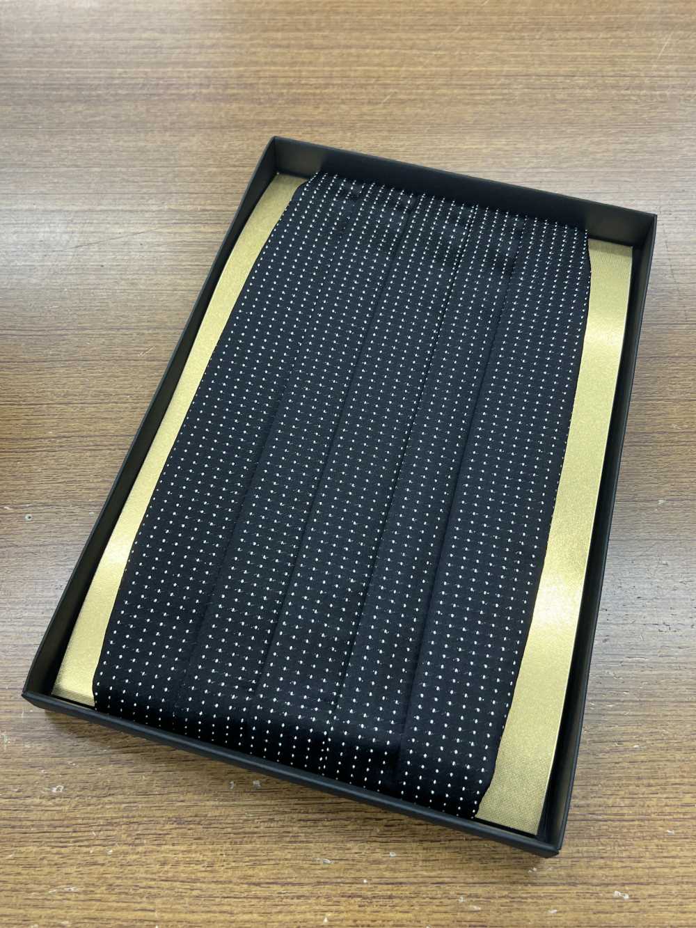 CM-620 Fajín De Seda Con Lunares Negros Brillantes[Accesorios Formales] Yamamoto(EXCY)
