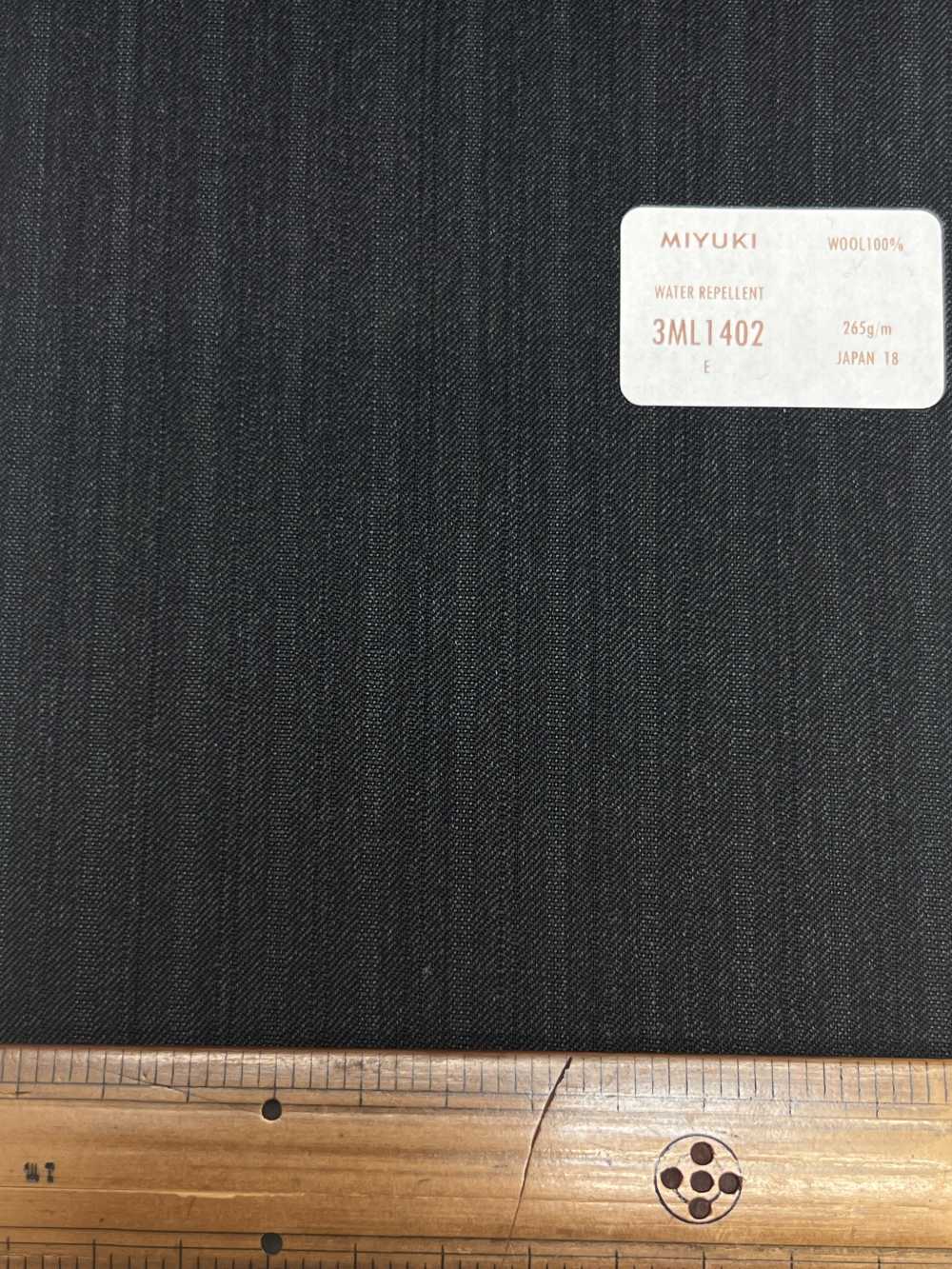 3ML1402 COMFORT LINE LANAVITA C-zero REPELENTE AL AGUA Carbón Gris Cielo[Textil] Fábricas De Lana Miyuki