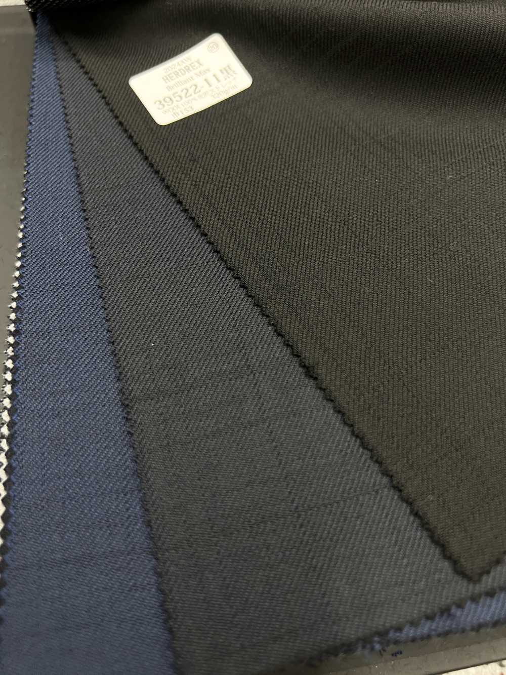 39522 Sombra De Ojos Elástica Brillante BRILLIANTMAX[Textil] Compañía Kunishima Co., Ltd.