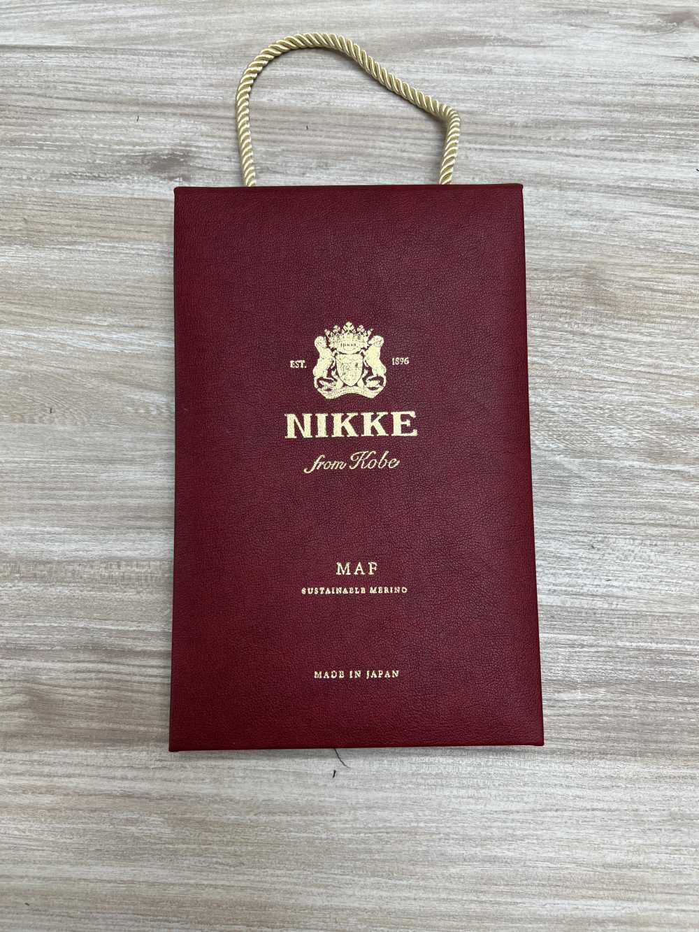 MAF Catálogo Estándar De La Colección Original NIKKE Libro MAF[Tarjeta De Muestra] Níquel