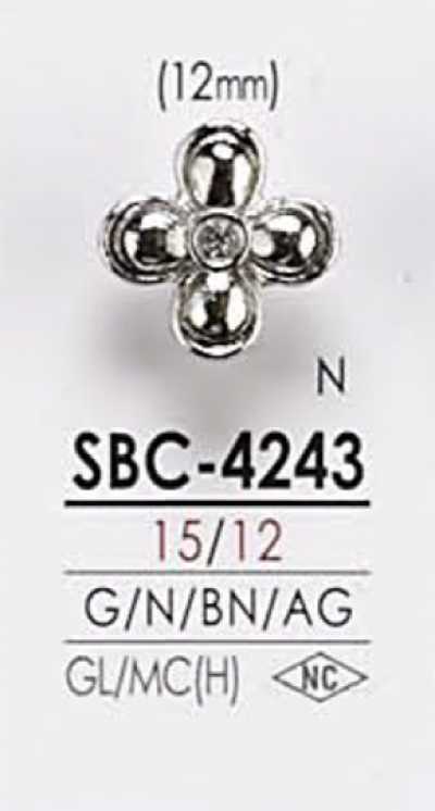 SBC4243 Botón metálico con motivo floral