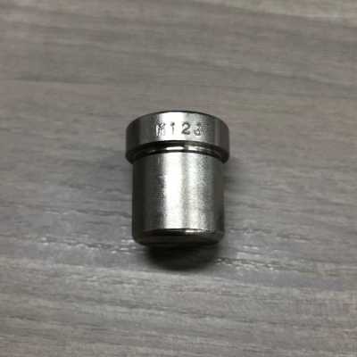 M123トップパーツコマ Troquel de punzonado 123M para piezas superiores
