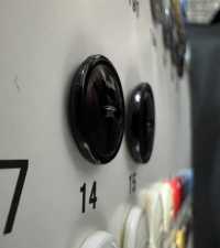 157 Botón De Resina De Giraffe Con Dos Agujeros Y Borde De Jirafa Botón De Giraffe (Industria De Botones De Sarga) Subfoto