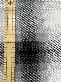 K-4022 Triple Yarn Twill Fuzzy On Play Check[Fabrica Textil] Textiles Kuwamura Subfoto