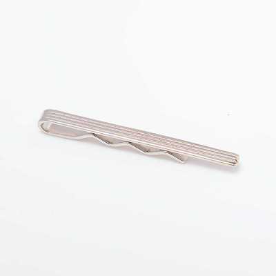 CO-T03-SI Pasador de corbata a rayas plateado