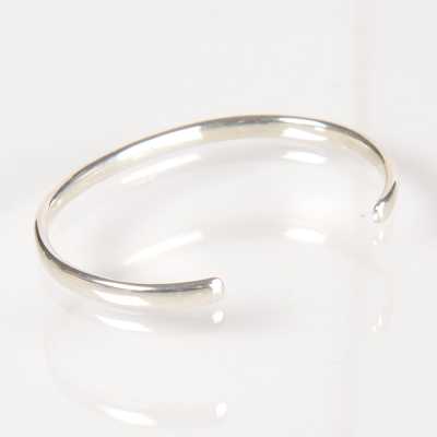 CO-B01-SI CODIS MAYA (Codis Maya) Pulsera ovalada de plata
