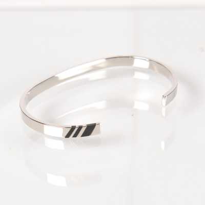 BR-1 Pulsera de ónix negro regimental hecha en Japón