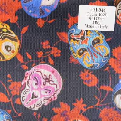 URJ-044 Hecho en Italia Forro estampado de Cupro 100% con estampado de personajes enmascarados pop
