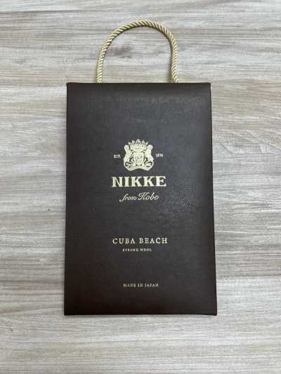 NIKKE Colección Original Core Bunch Libro CUBA BEACH