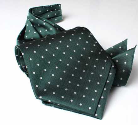 AS-601 Corbata ascot de seda hecha en Japón, lunares verdes