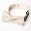 BF-203 Corbata de lazo confeccionada con tela frontal de seda premium, blanco roto