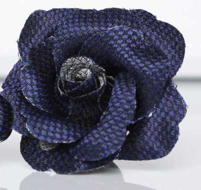 BTA-602 Hecho en Japón Jacquard de seda Boutonniere con patrón de puntos rojo