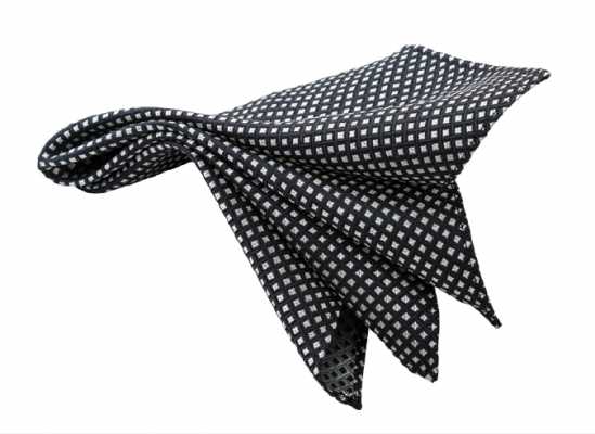 CF-153 Pañuelo de bolsillo de seda fabricado en Japón, estampado Komon, azul marino