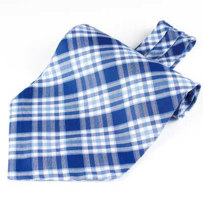 RAS-02 Corbata ascot, cuadro azul, confeccionada con tela Ring Heart