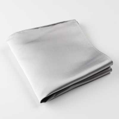 VCF-03 Pañuelo de bolsillo hecho con tejido VANNERS, liso, gris claro